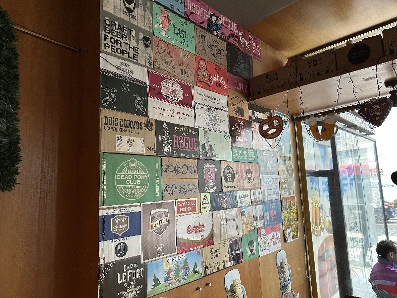 Decorative wall detail inside Carmo Beer Bar Porto